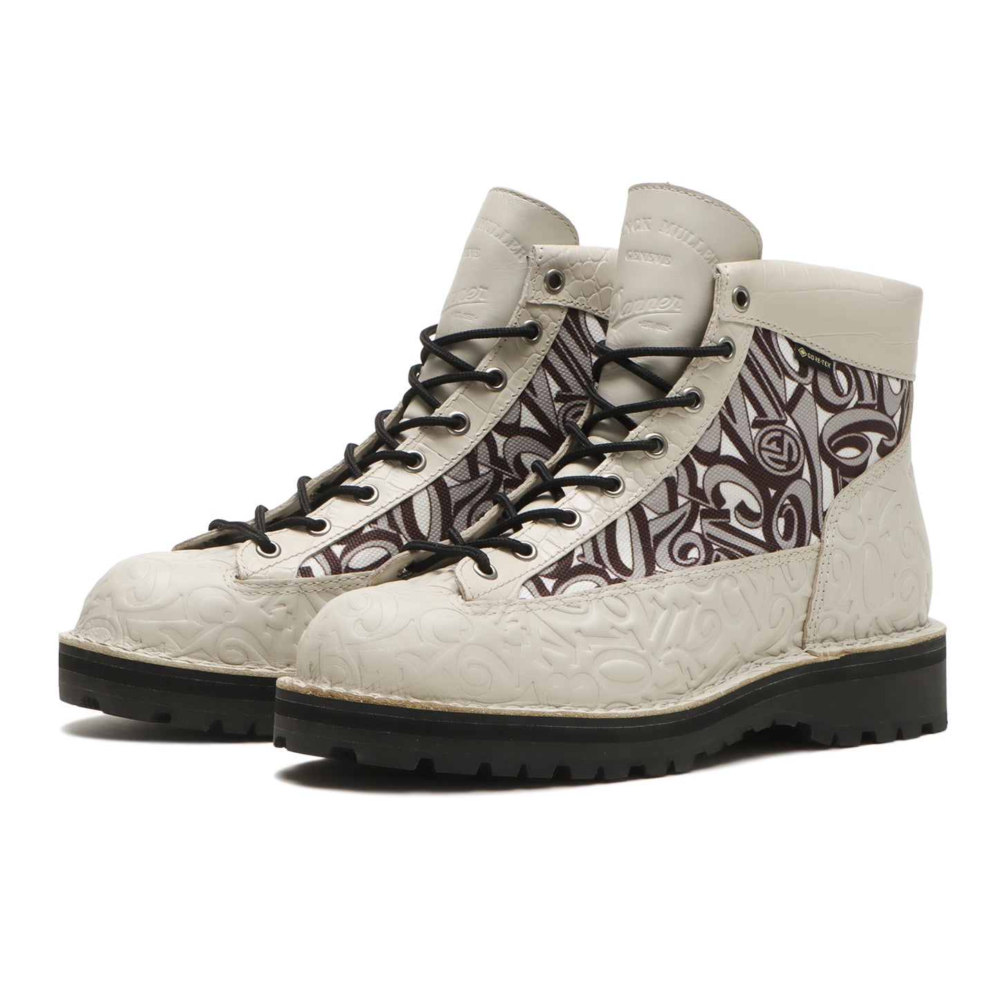 8月29日(金) 10:00より 販売開始 FRANCK MULLER × Danner