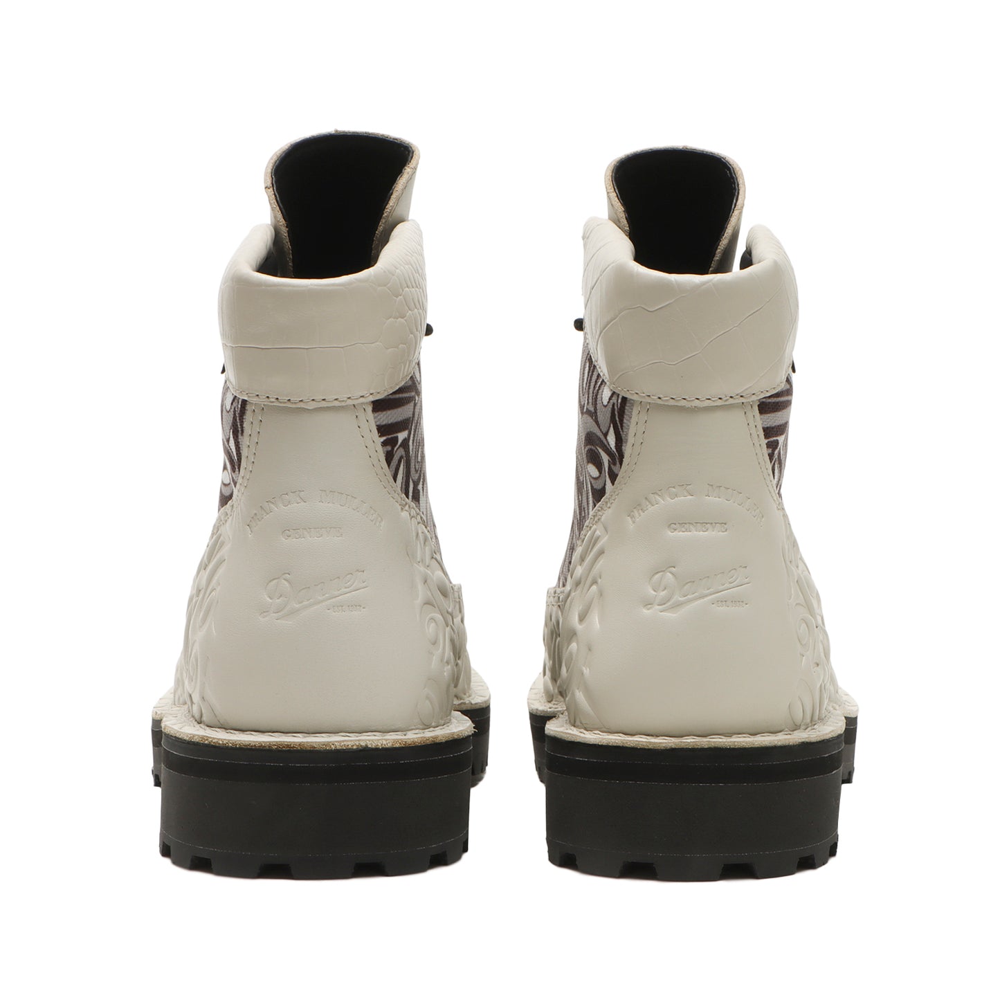 8月29日(金) 10:00より 販売開始 FRANCK MULLER × Danner