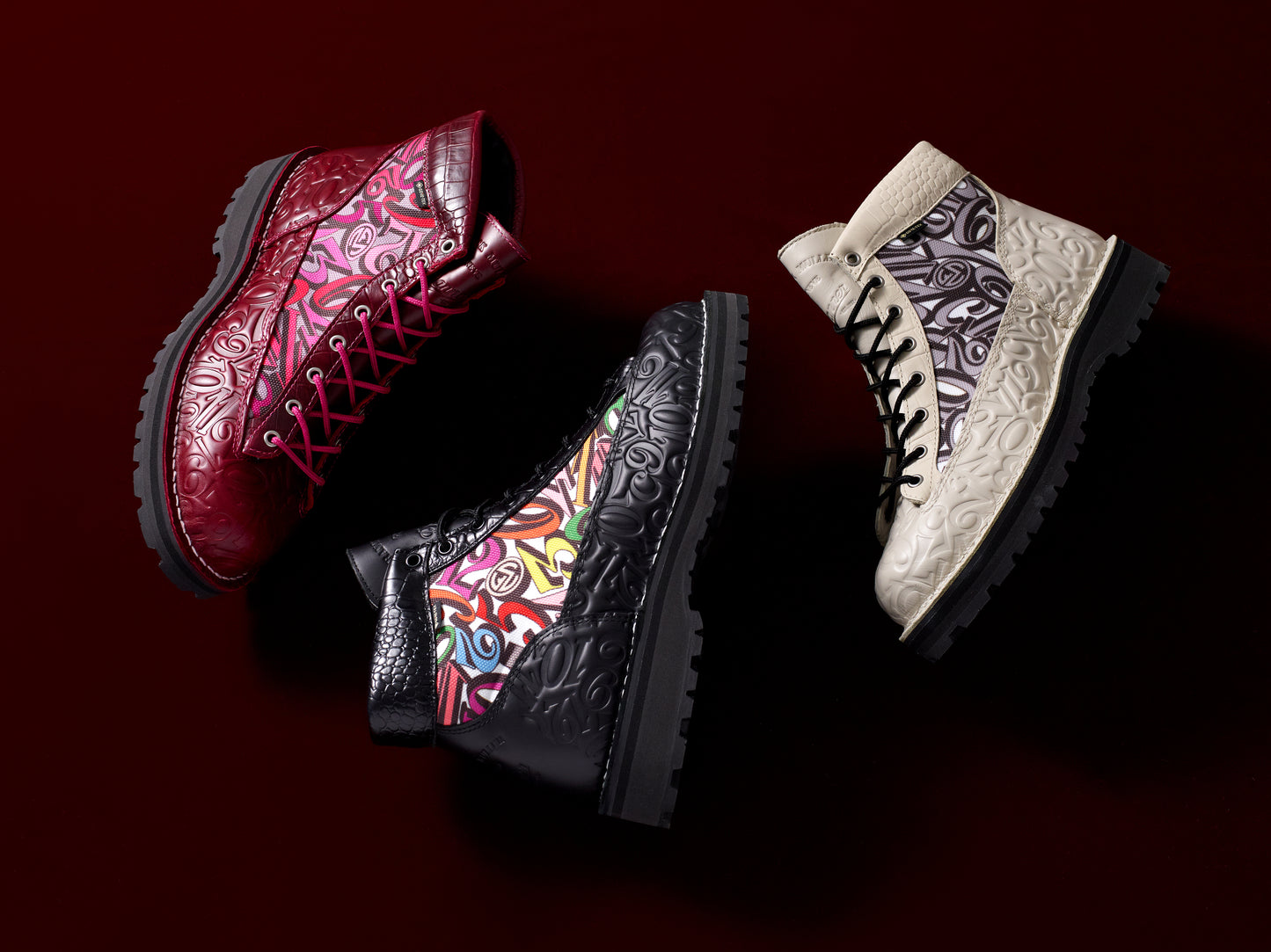 8月29日(金) 10:00より 販売開始 FRANCK MULLER × Danner