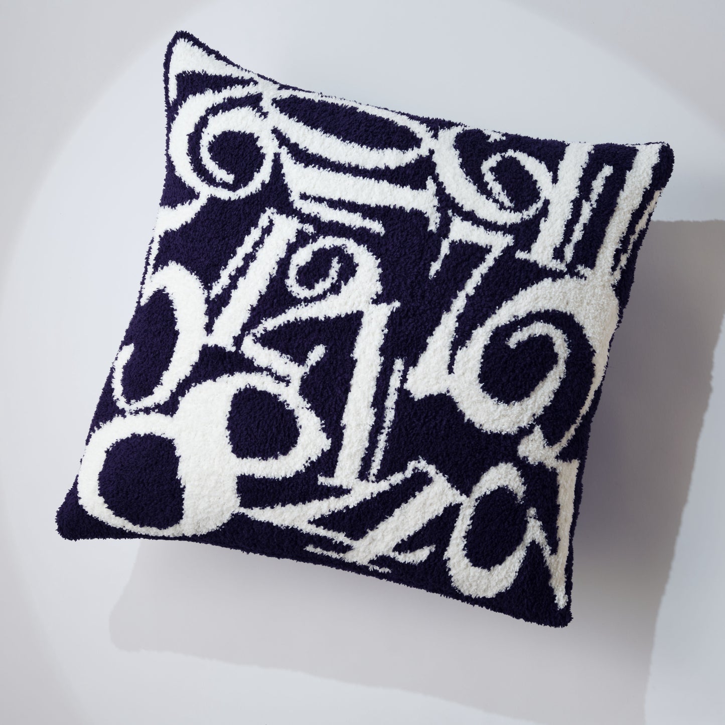 CUSHION 60cm FRANCK MULLER FUTURE FORM × Kashwére