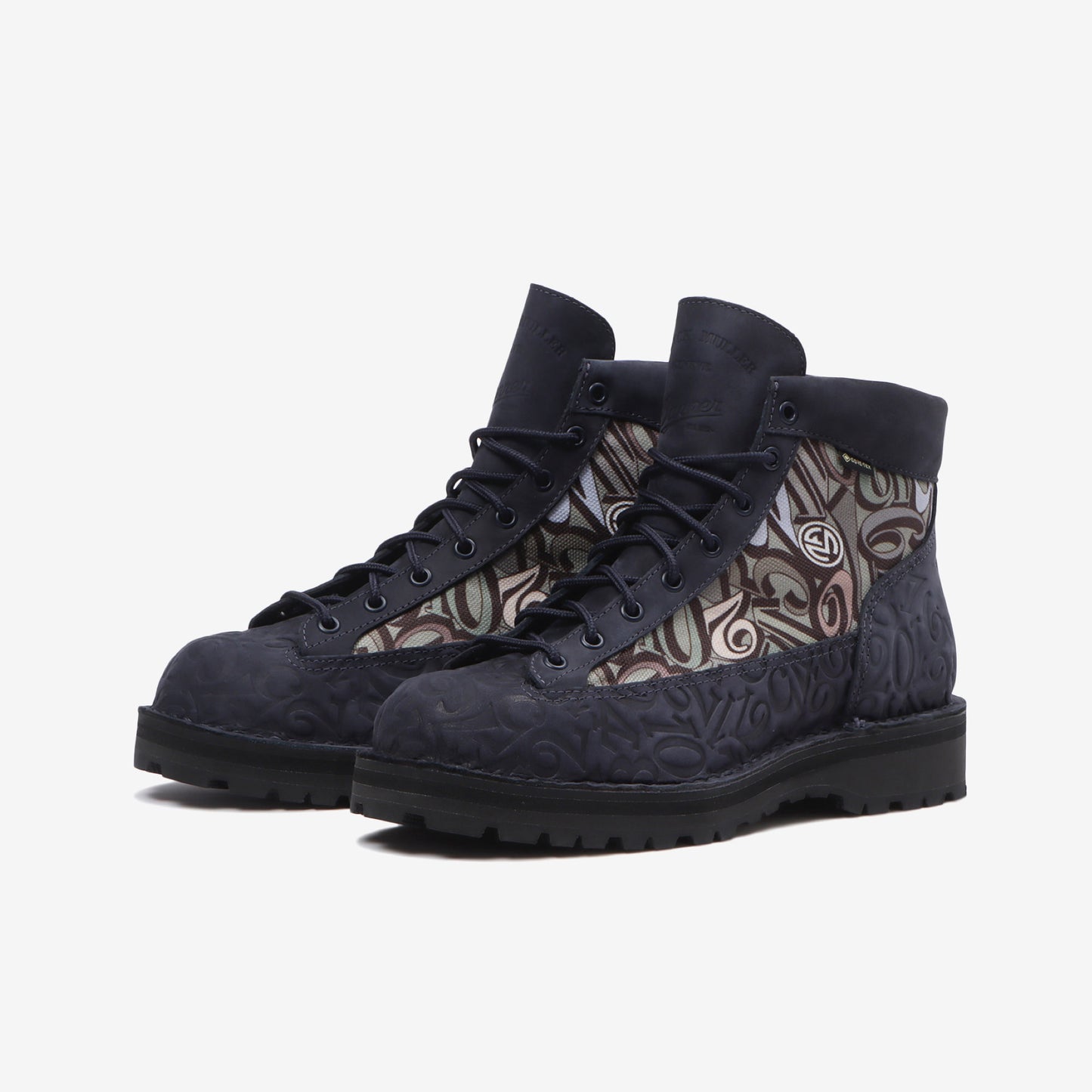 FRANCK MULLER × Danner