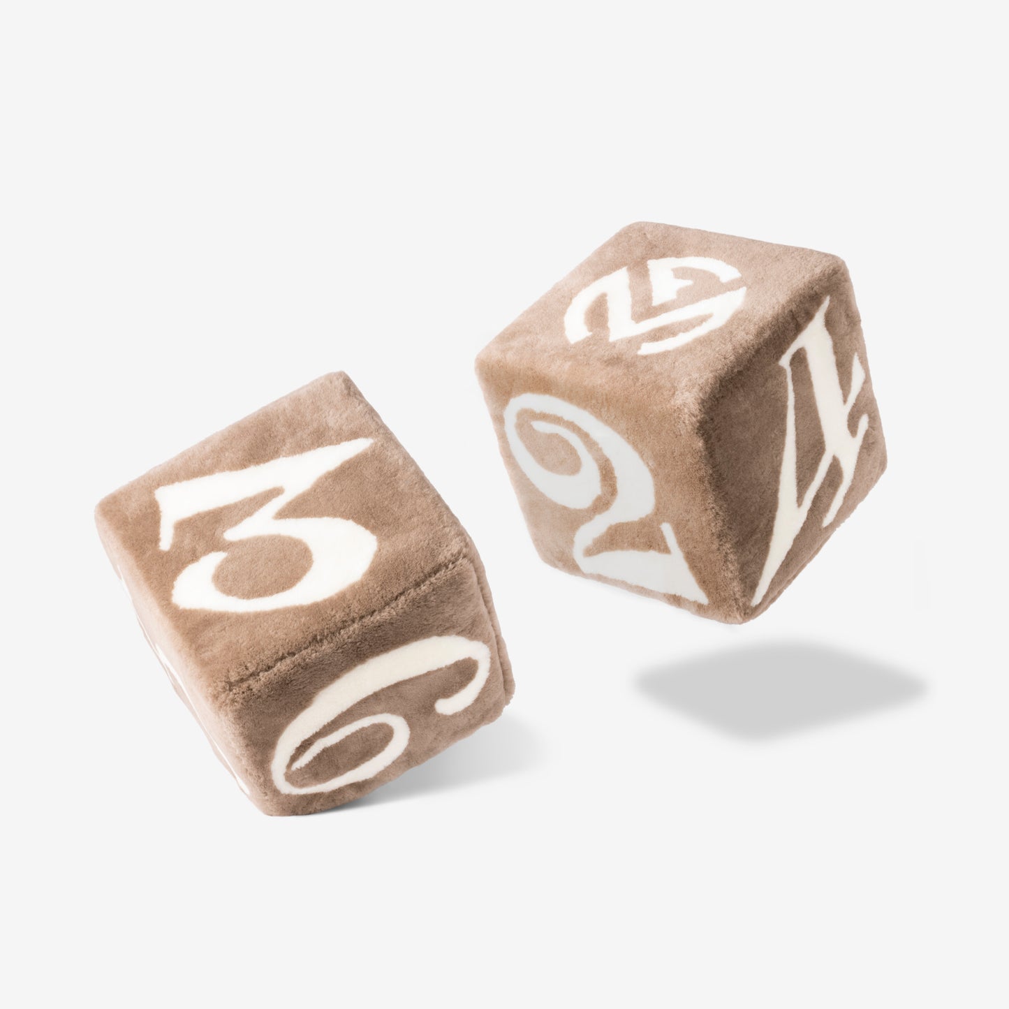 MOUTON CUBE CUSHION