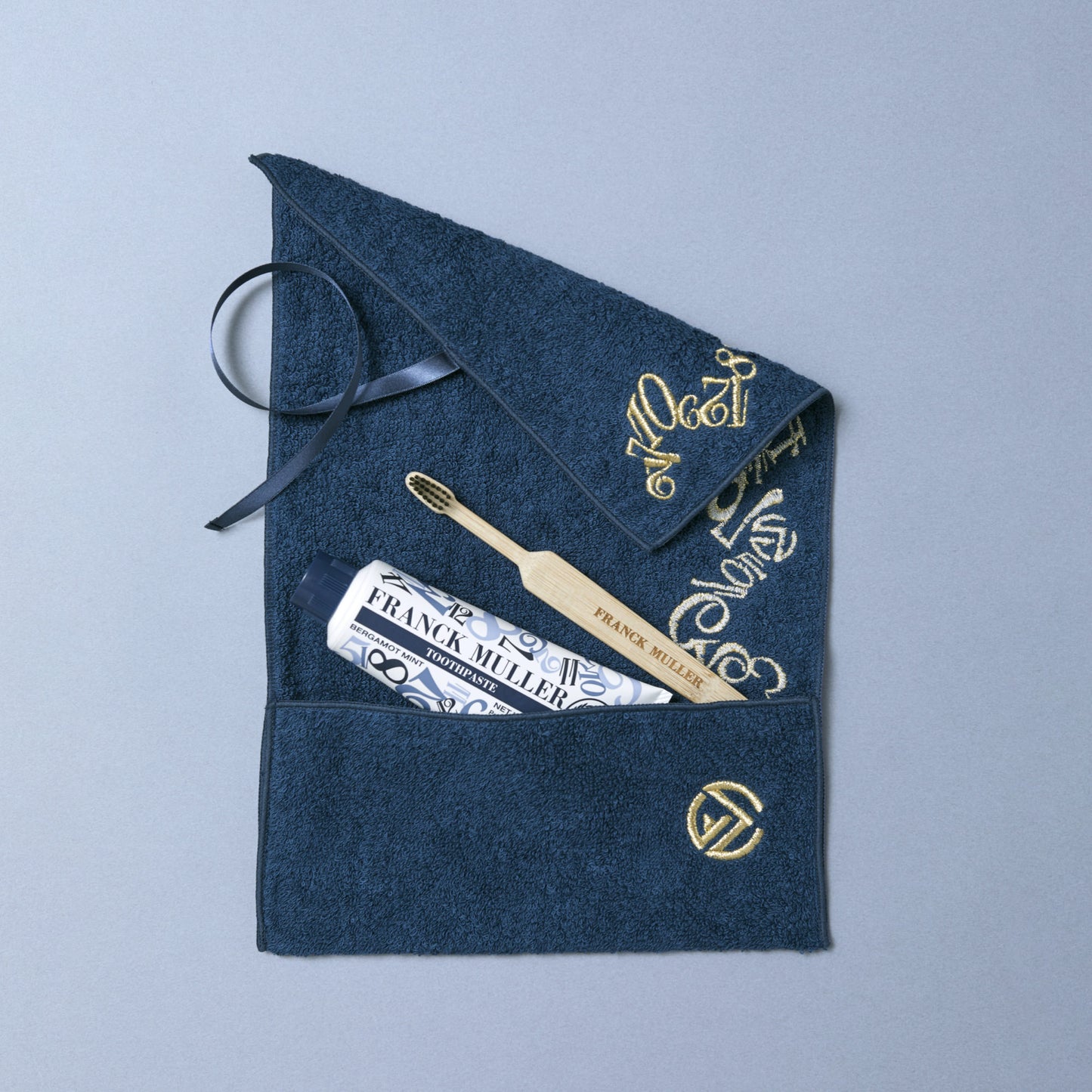 ORAL CARE SET