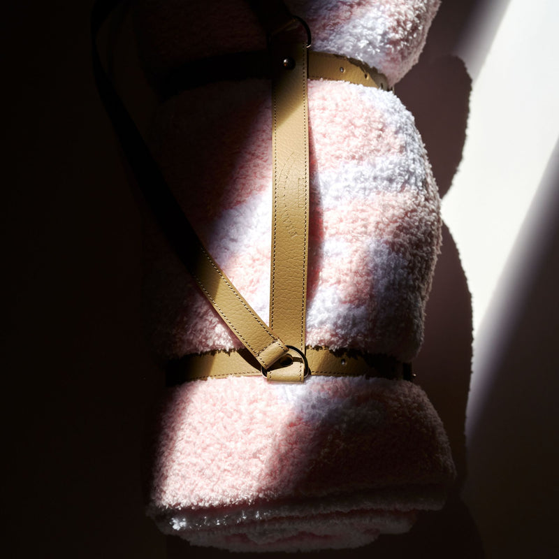 HALF BLANKET   FRANCK MULLER FUTURE FORM × Kashwére