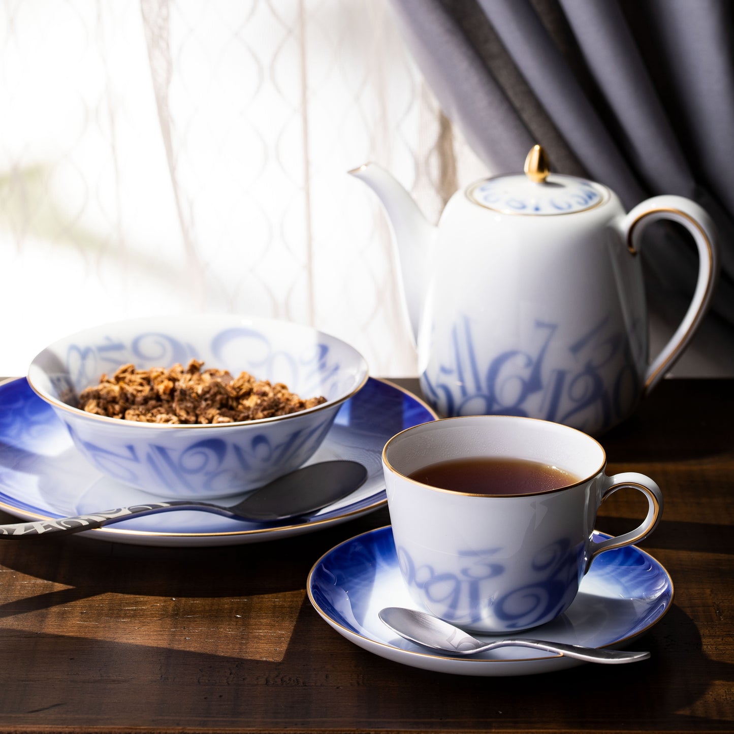 LE GRAND BLEU CUP & SAUCER